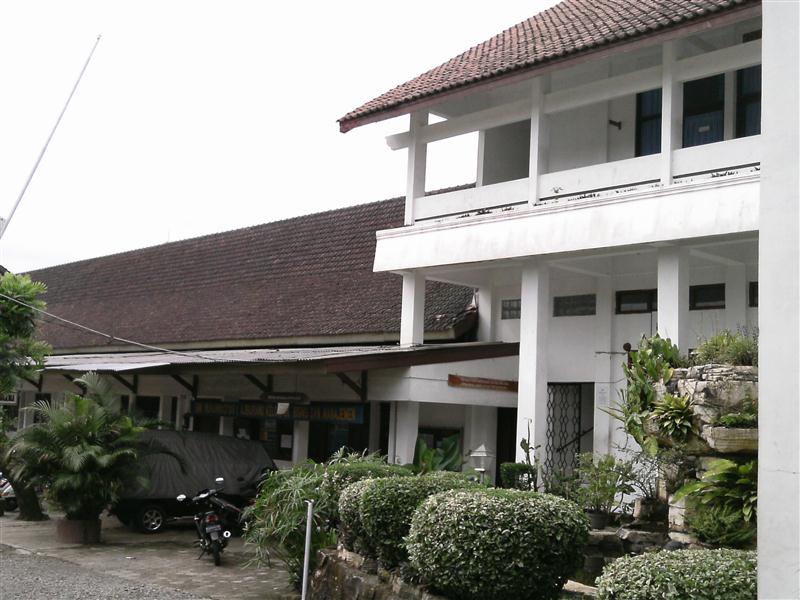 SMKS MUHAMMADIYAH 1 AJIBARANG - annibuku.com