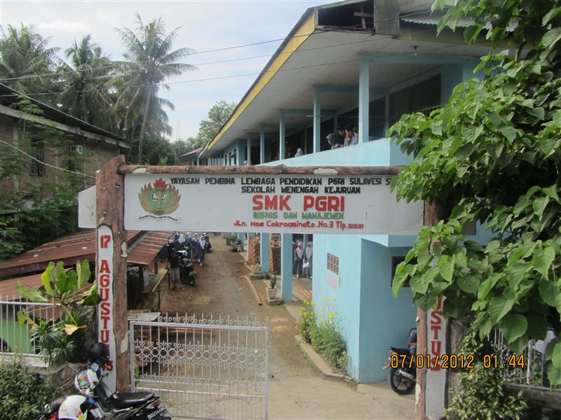 SMKS PGRI ENREKANG - annibuku.com